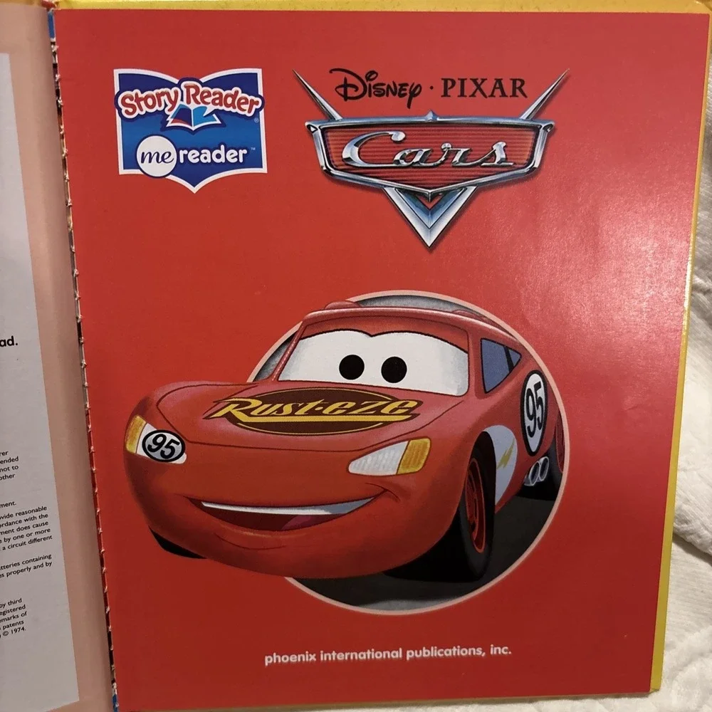 Publications International Disney Pixar Cars Story Reader Book me reader 3+